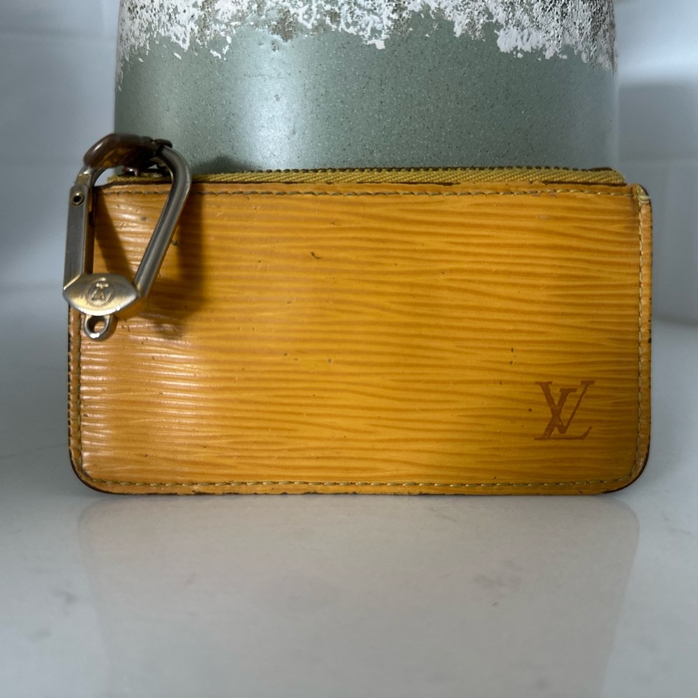 💛 LV yellow epi key cles